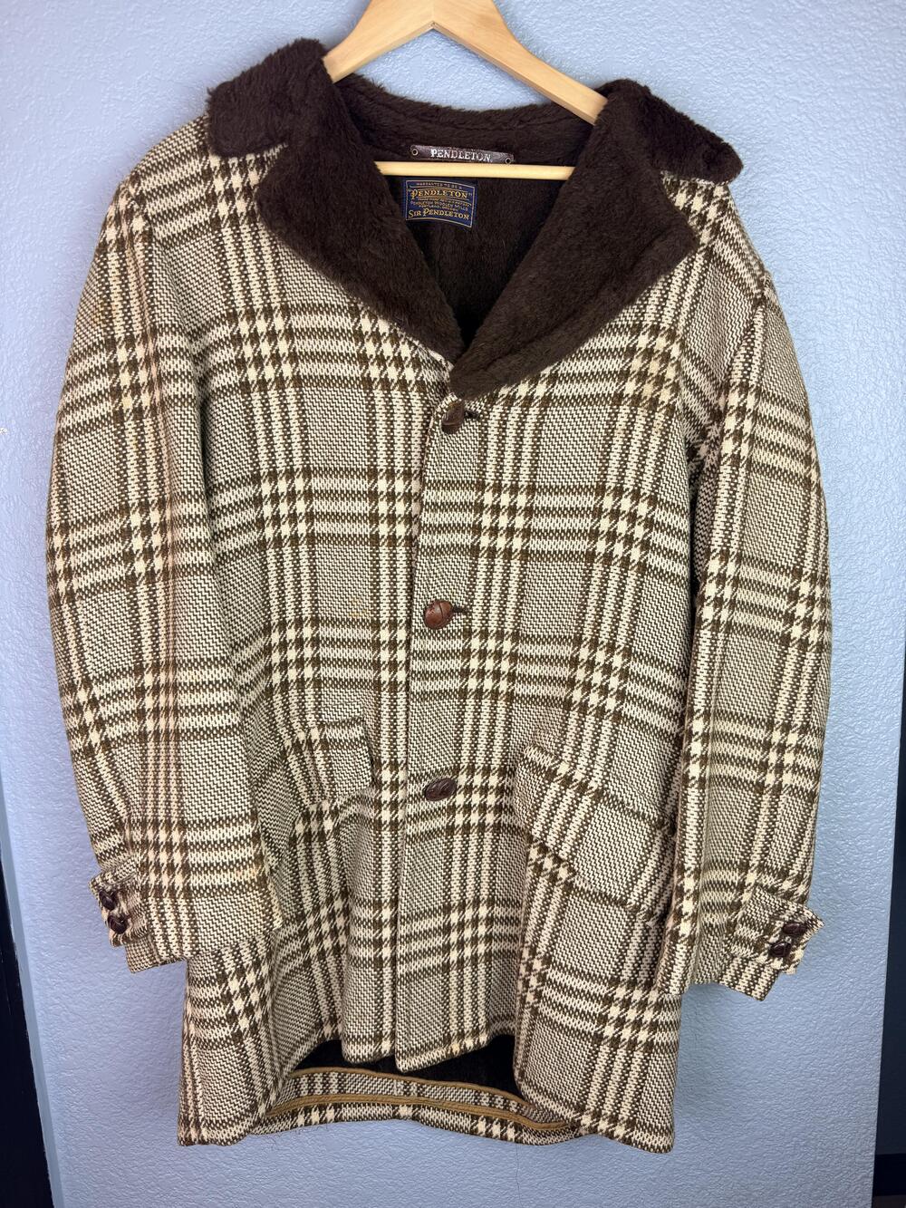 Vintage Pendleton Coat Mens Large Brown Plaid Wool Sir Pendleton Fur Collar